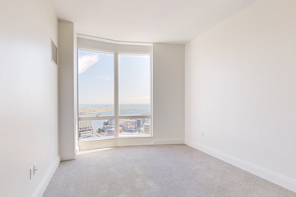 240 Devonshire Street # 5609