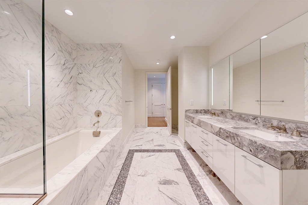 240 Devonshire Street # 5609