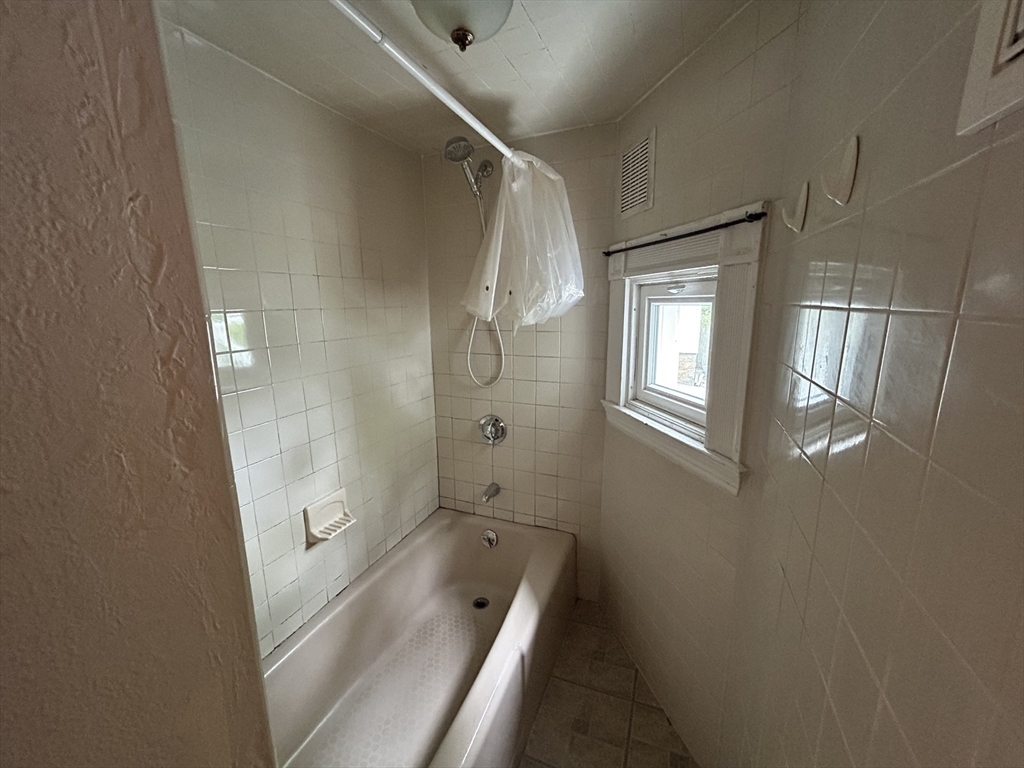 1 Grand View Ave # 1