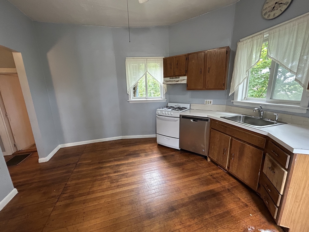 1 Grand View Ave # 1