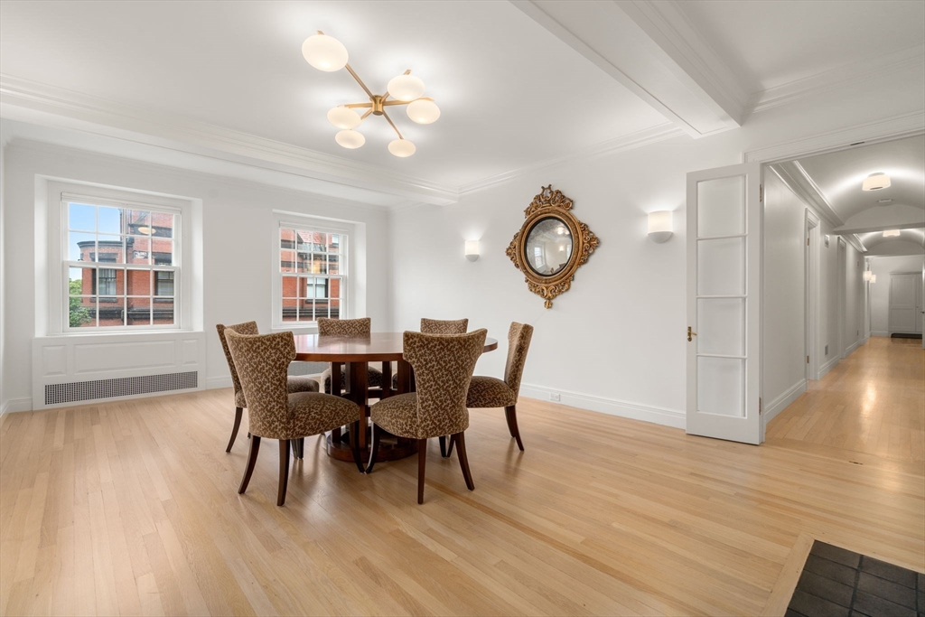 192 Commonwealth Ave # 6