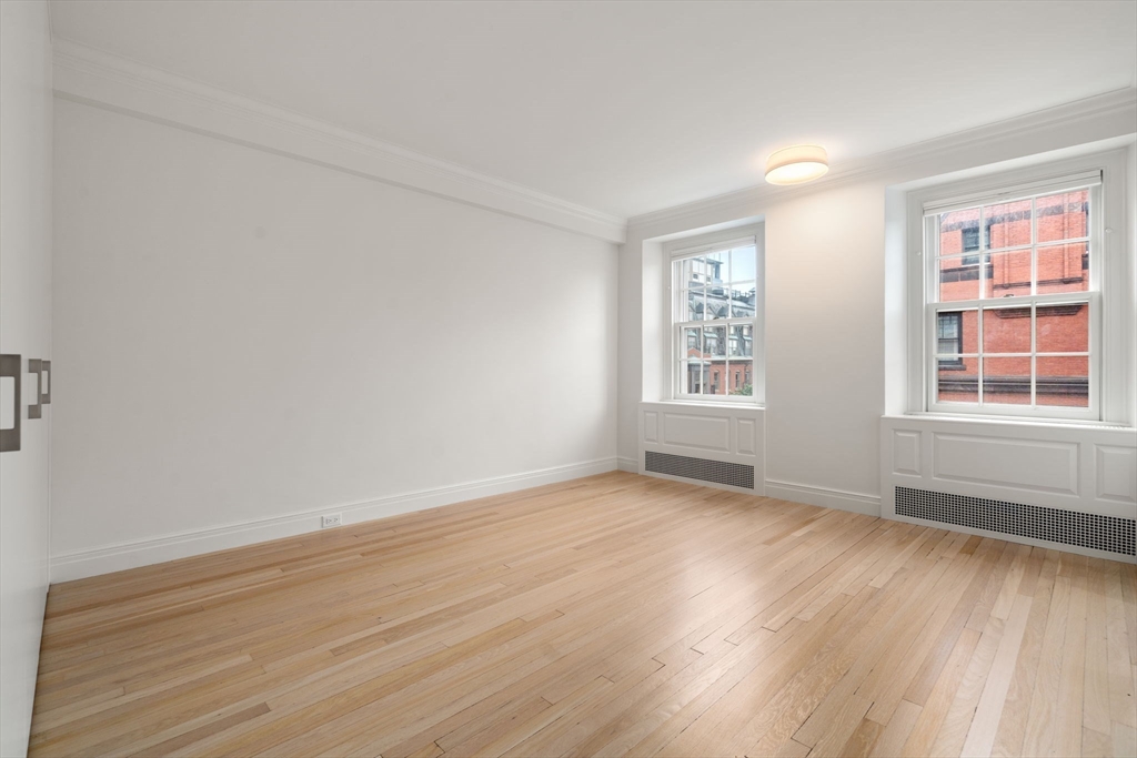192 Commonwealth Ave # 6