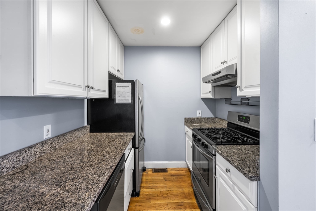330 1/2 E St # 1