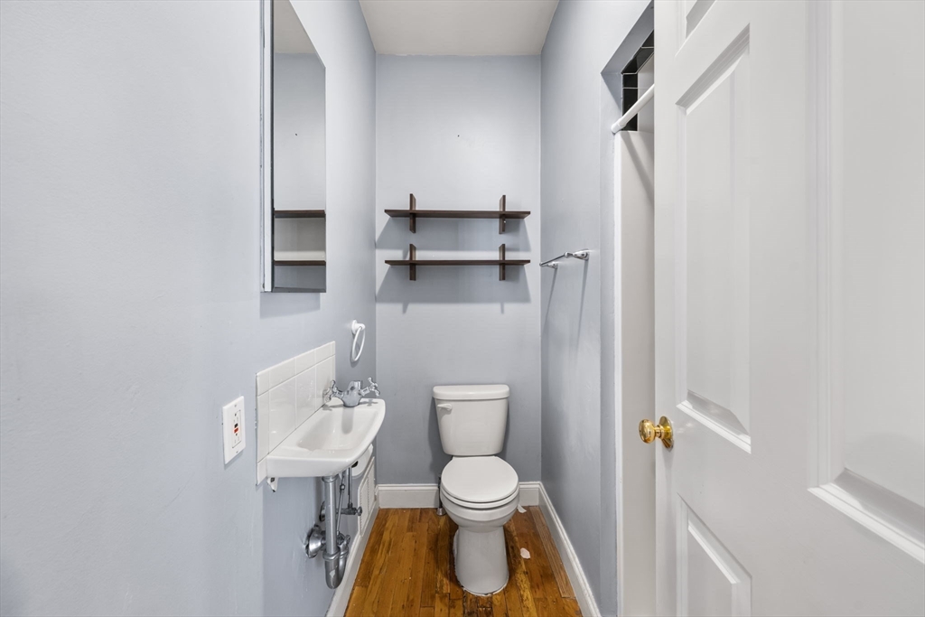 330 1/2 E St # 1