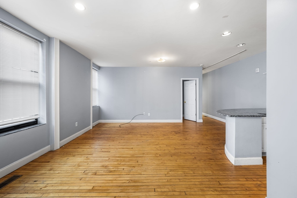330 1/2 E St # 1