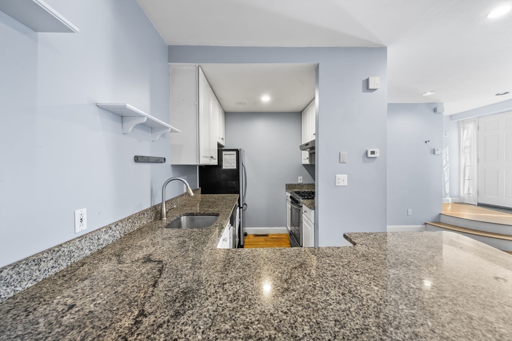 330 1/2 E St # 1