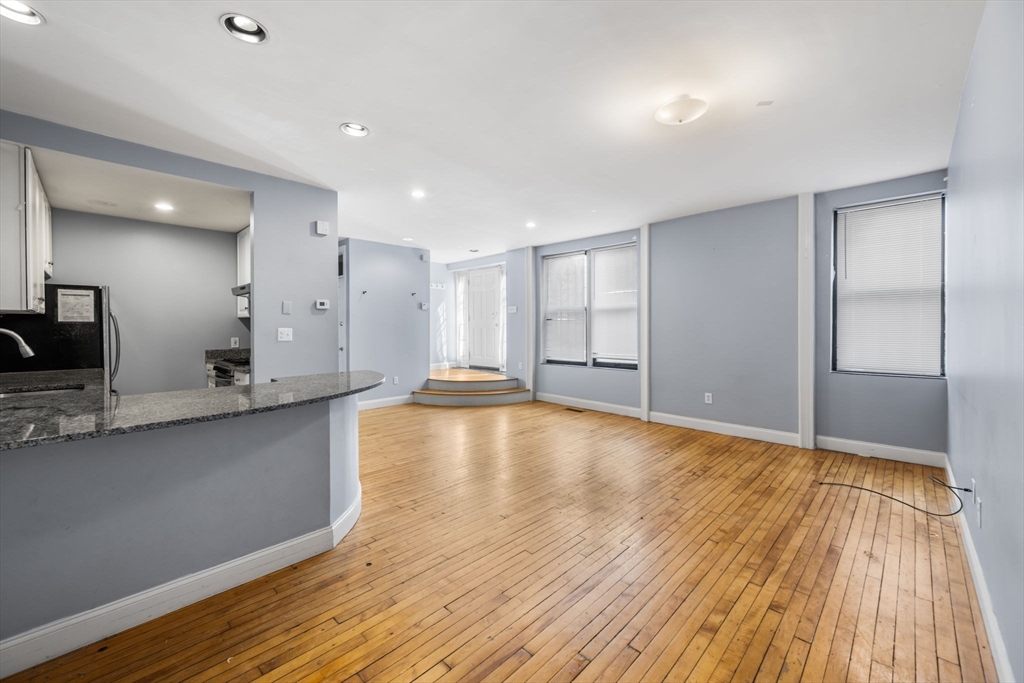 330 1/2 E St # 1