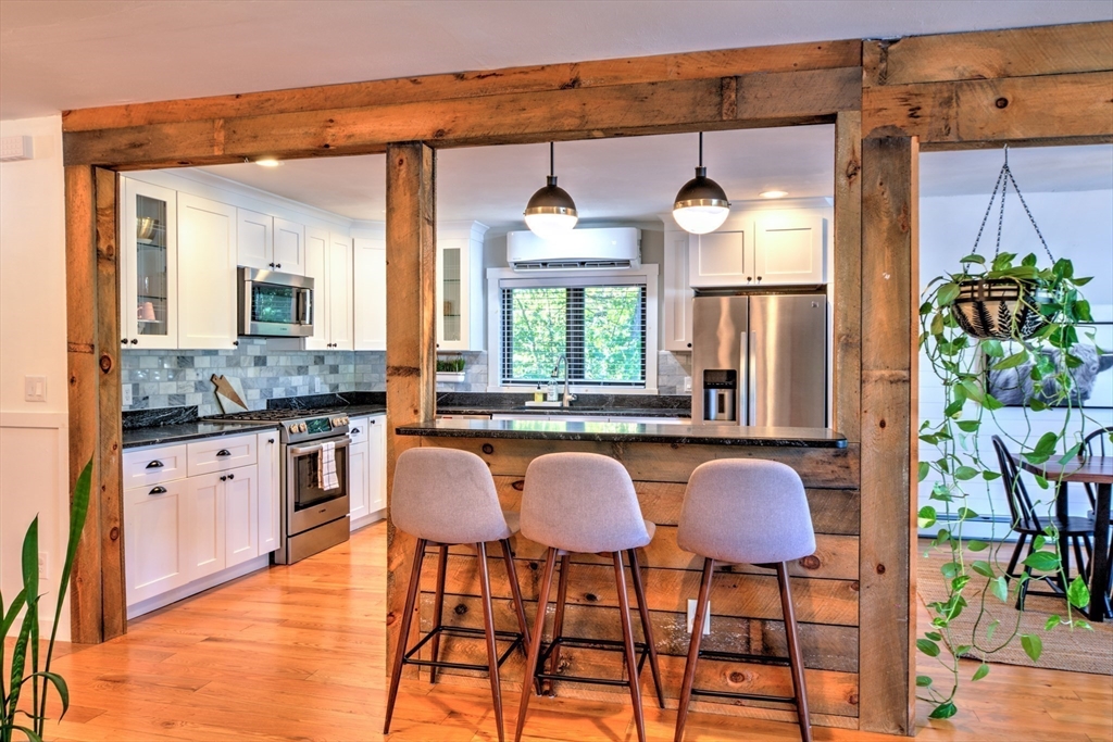 8 Sandy Beach Rd