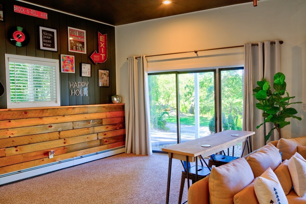 8 Sandy Beach Rd