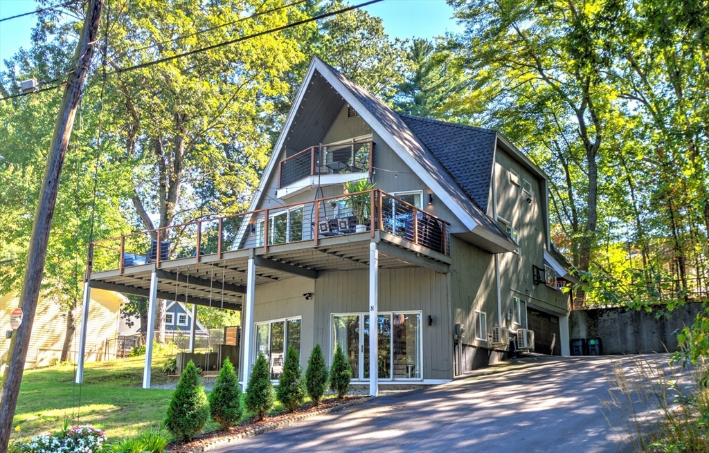 8 Sandy Beach Rd