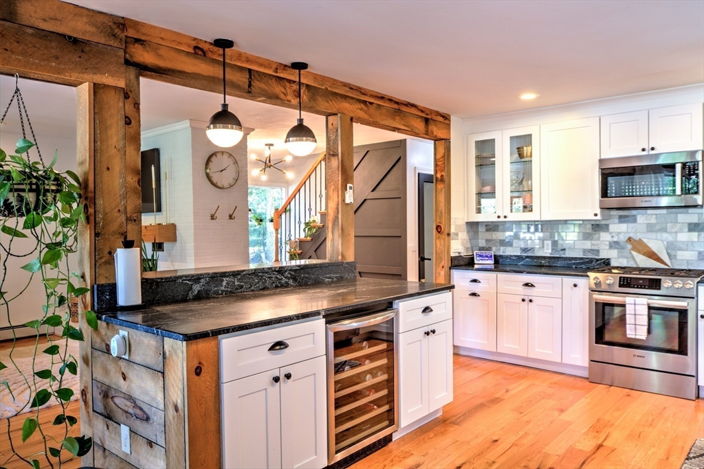 8 Sandy Beach Rd