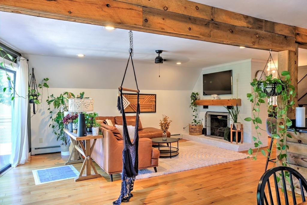 8 Sandy Beach Rd