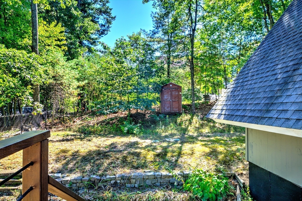 8 Sandy Beach Rd