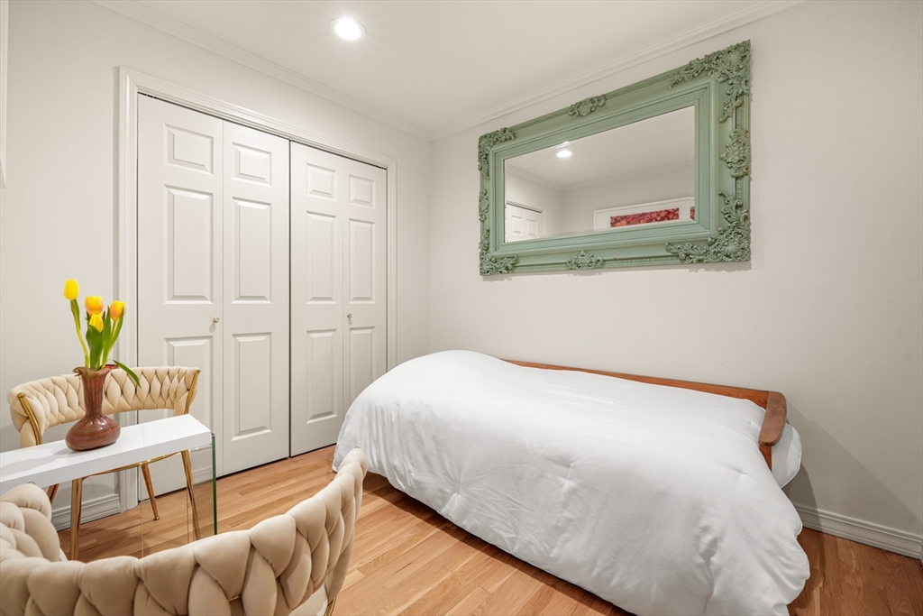 116 Commonwealth Avenue # 1