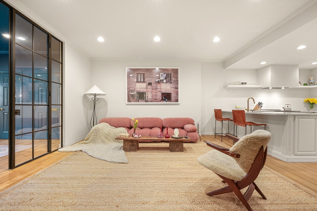 116 Commonwealth Avenue # 1