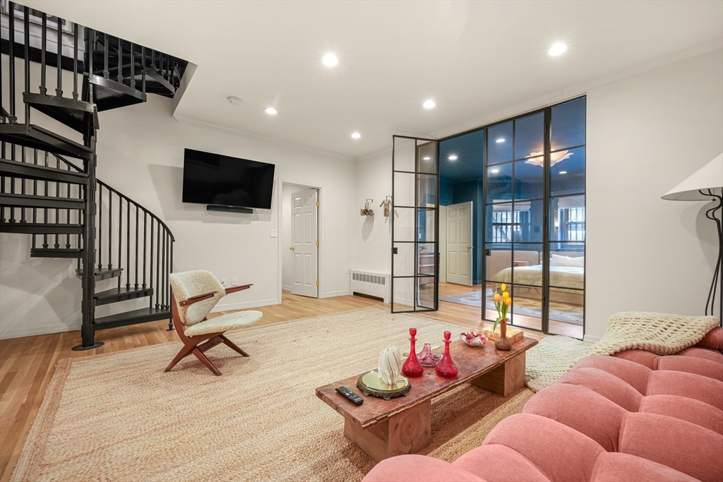 116 Commonwealth Avenue # 1