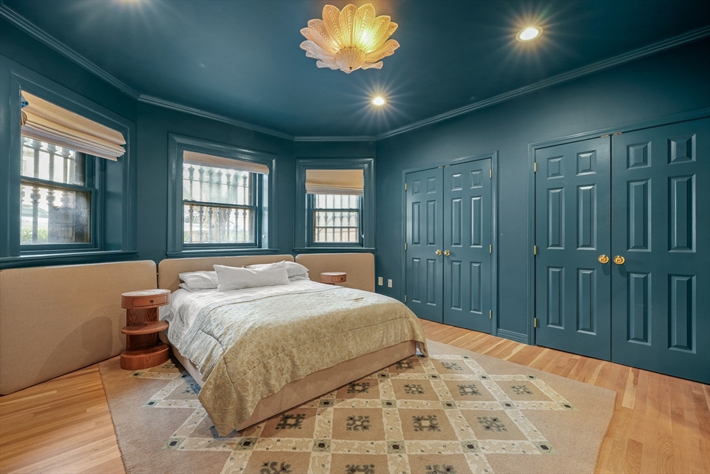 116 Commonwealth Avenue # 1