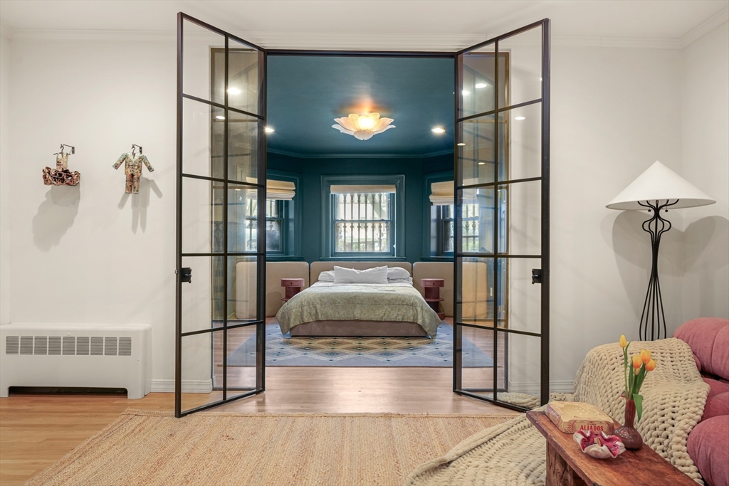 116 Commonwealth Avenue # 1