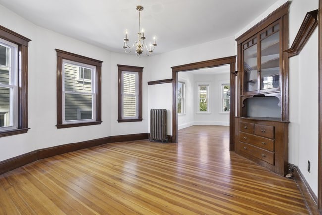 73 Montebello Rd # 2
