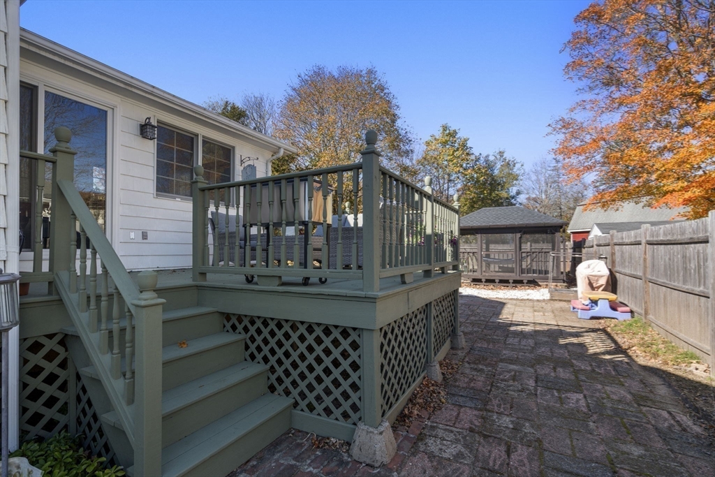 517 Newport Ave