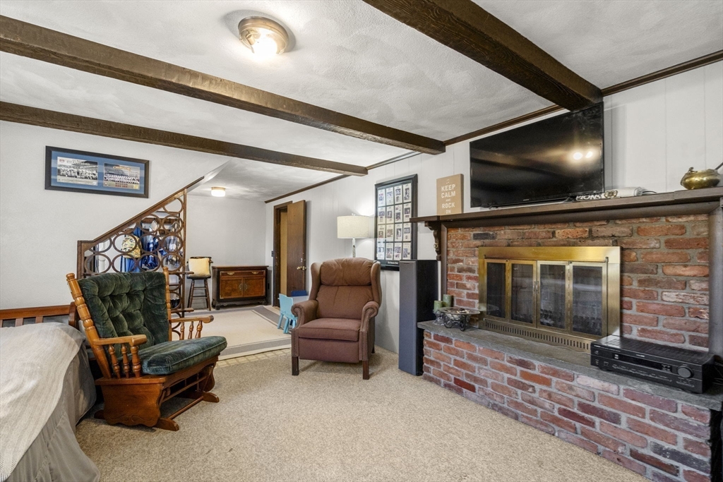 517 Newport Ave