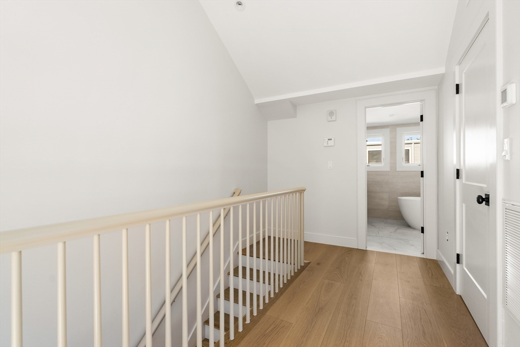 9 Armory St