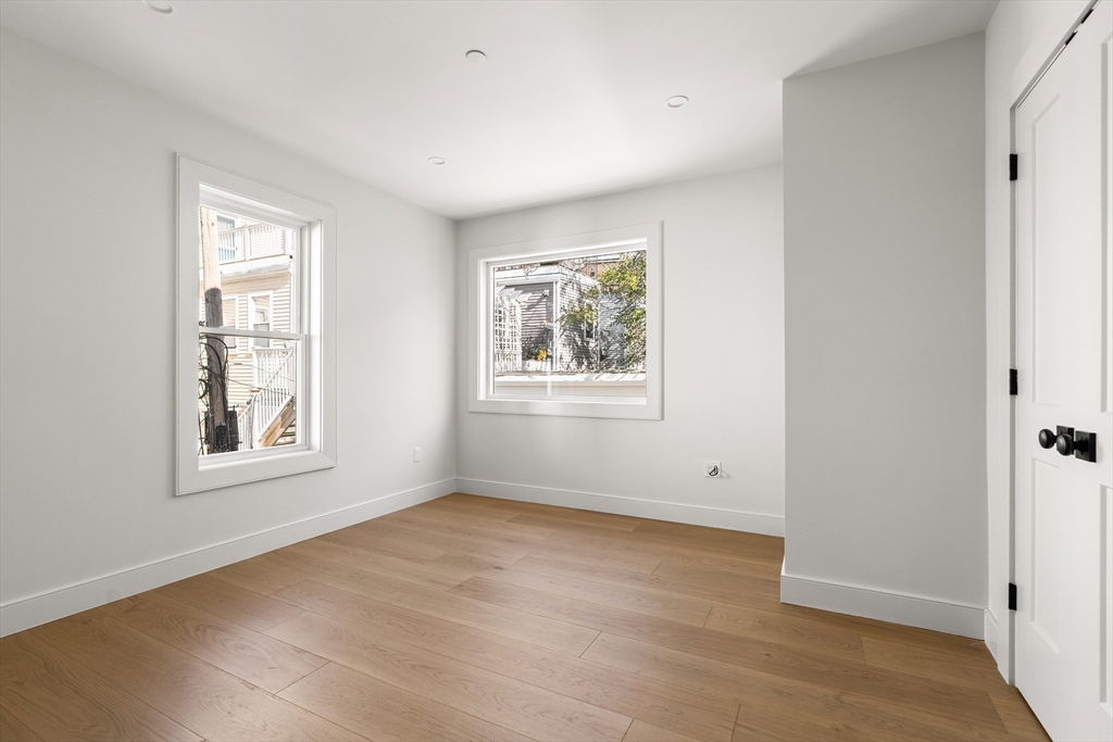 9 Armory St