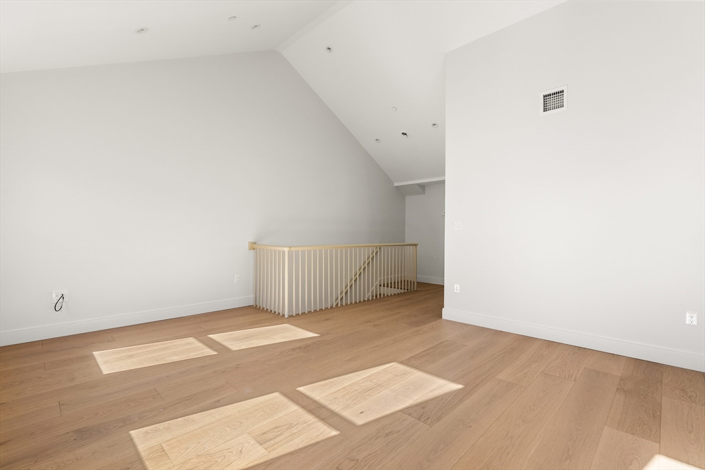 9 Armory St