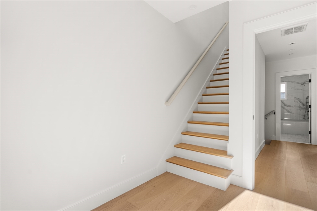 9 Armory St