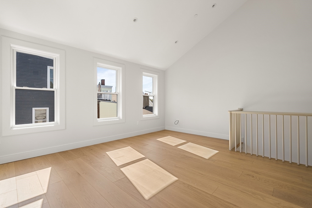 9 Armory St