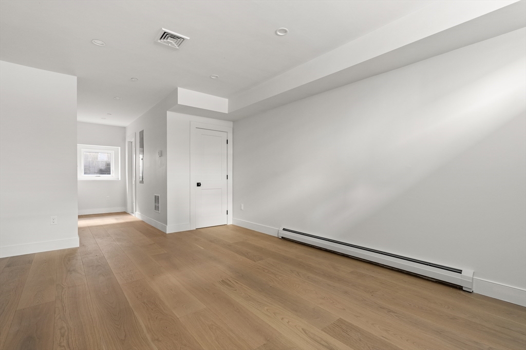 9 Armory St