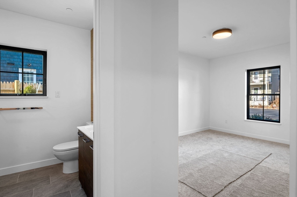 11 Boynton Street # 102