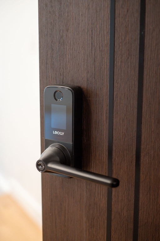 11 Boynton Street # 102