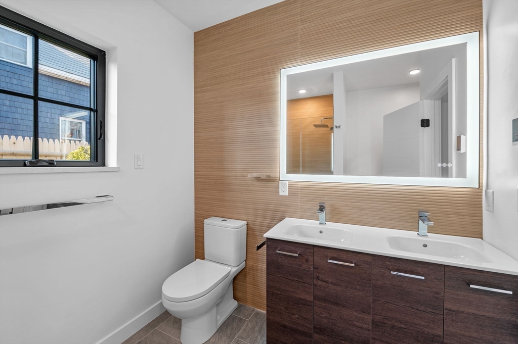 11 Boynton Street # 102