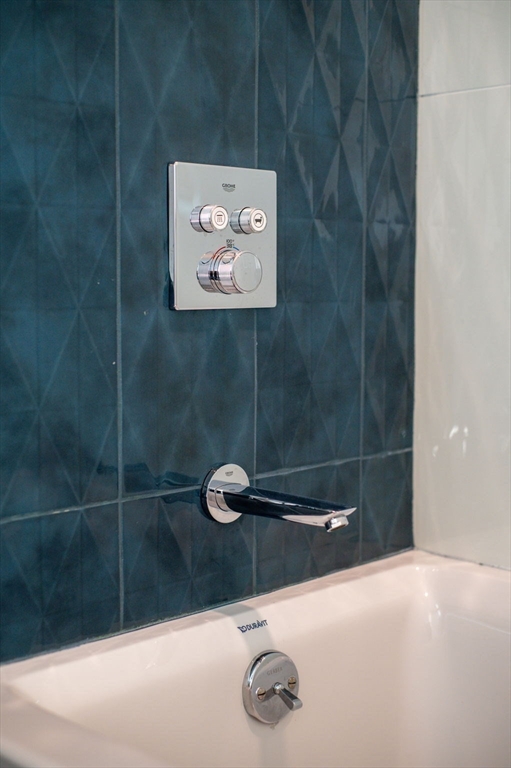 11 Boynton Street # 102