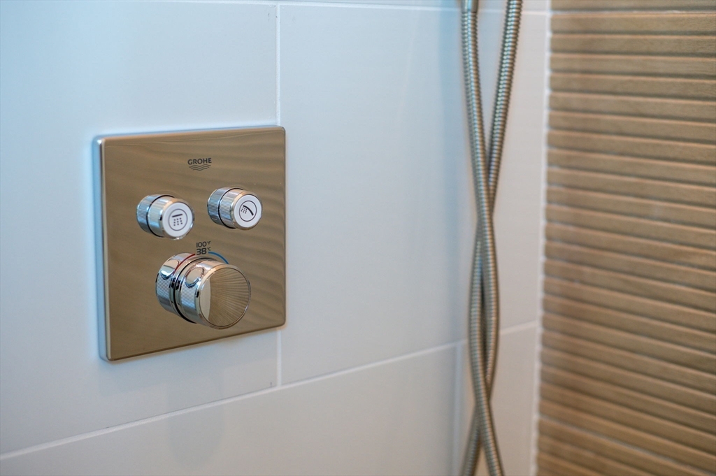 11 Boynton Street # 102