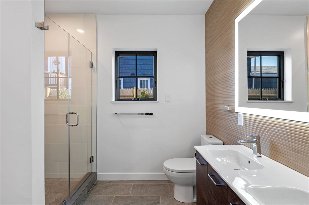 11 Boynton Street # 102