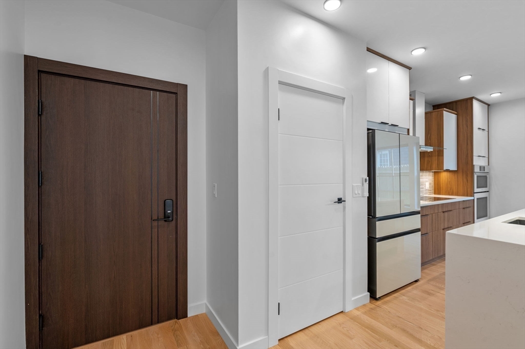 11 Boynton Street # 102