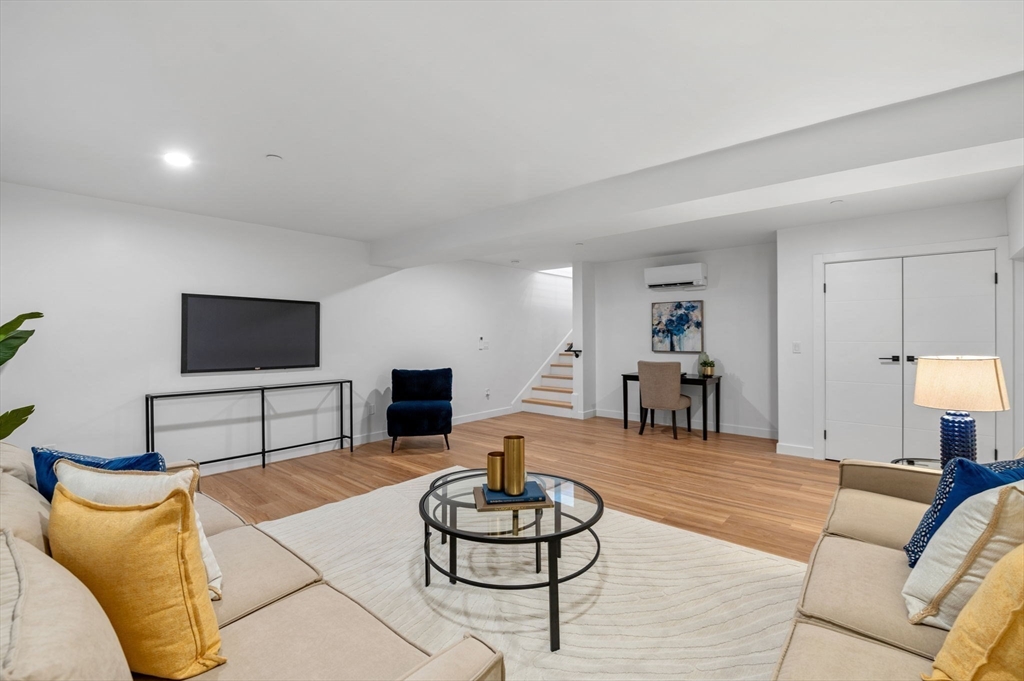 11 Boynton Street # 102