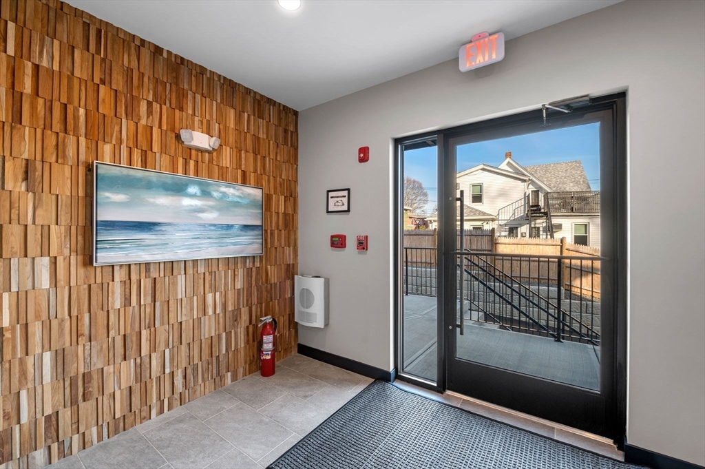 11 Boynton Street # 102