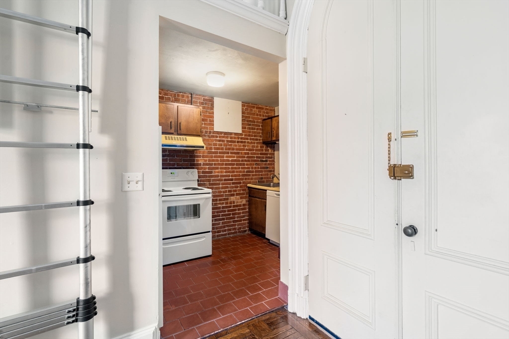 103 Beacon Street # 3F