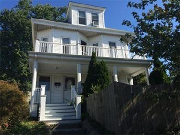 585 Main St Unit: -