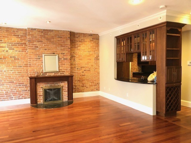 88 Saint Botolph St # 3