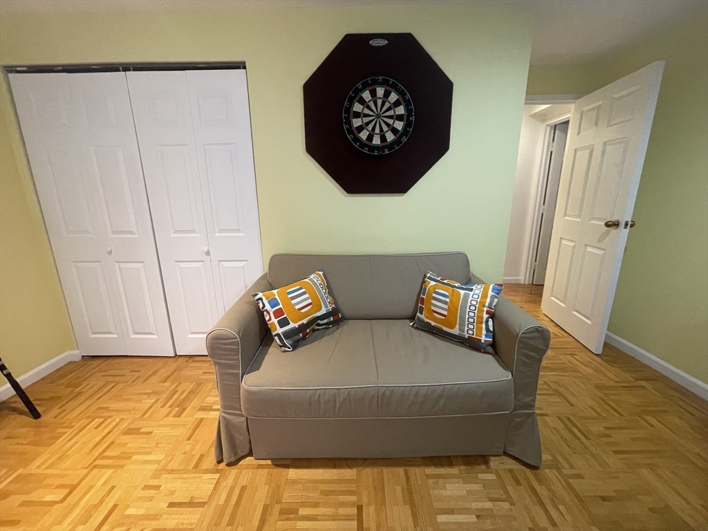 357 Commercial St # 116