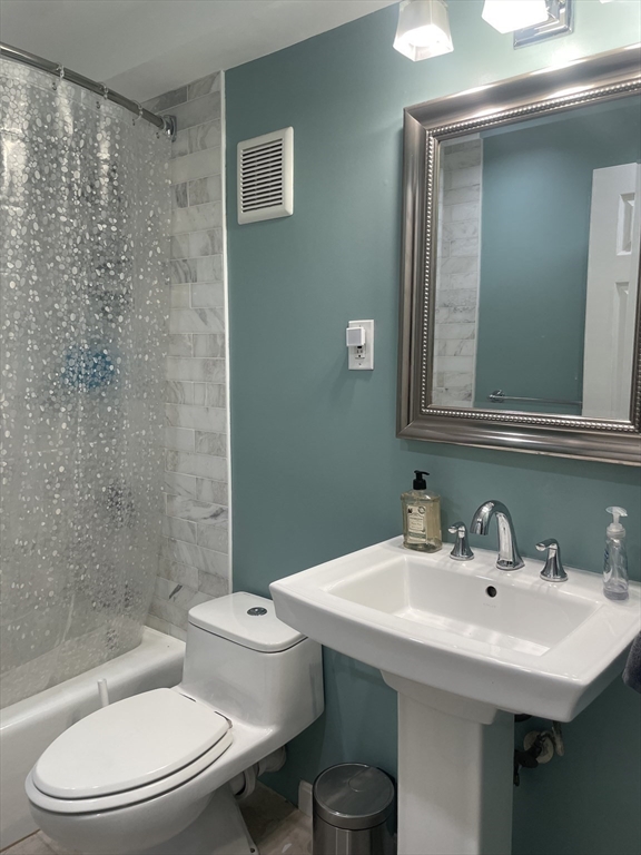 357 Commercial St # 116