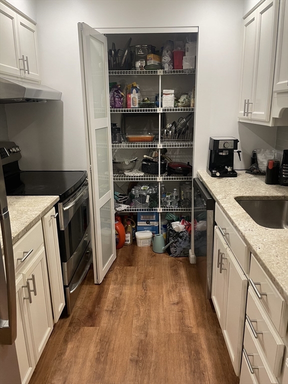 357 Commercial St # 116