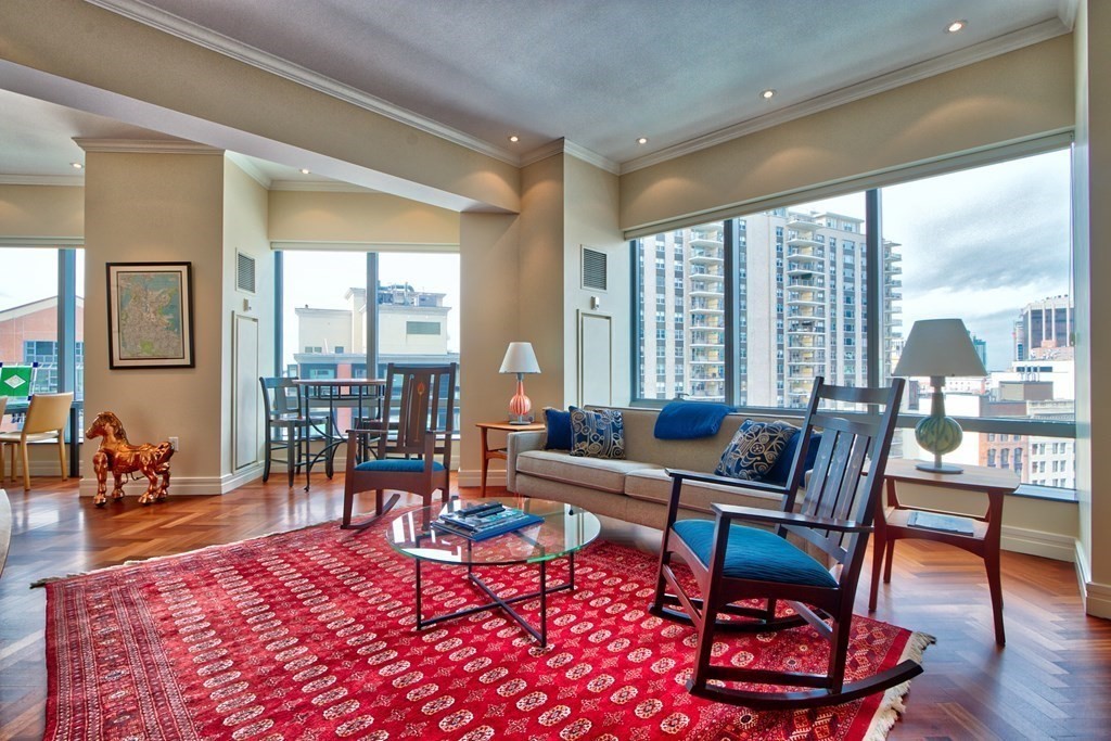 1 Avery Street # 18A