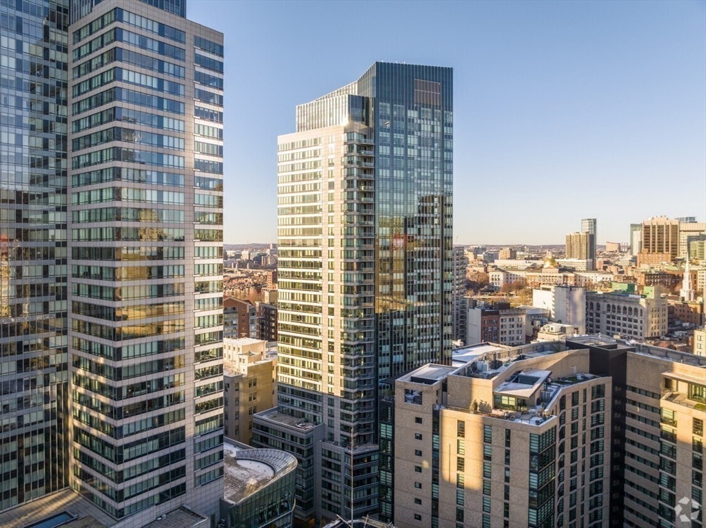 1 Avery Street # 18A