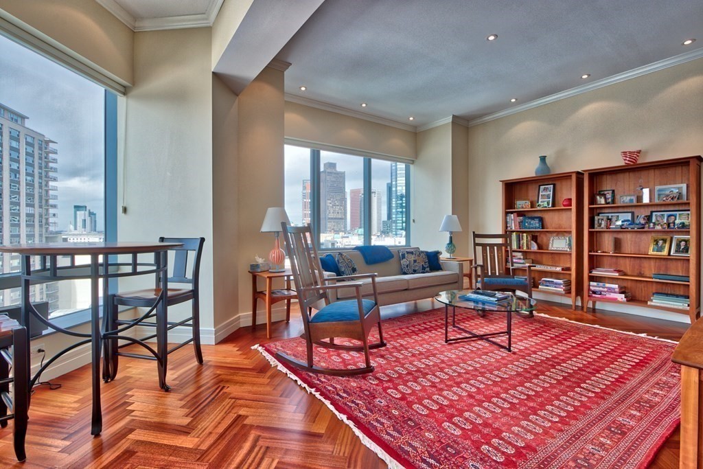 1 Avery Street # 18A