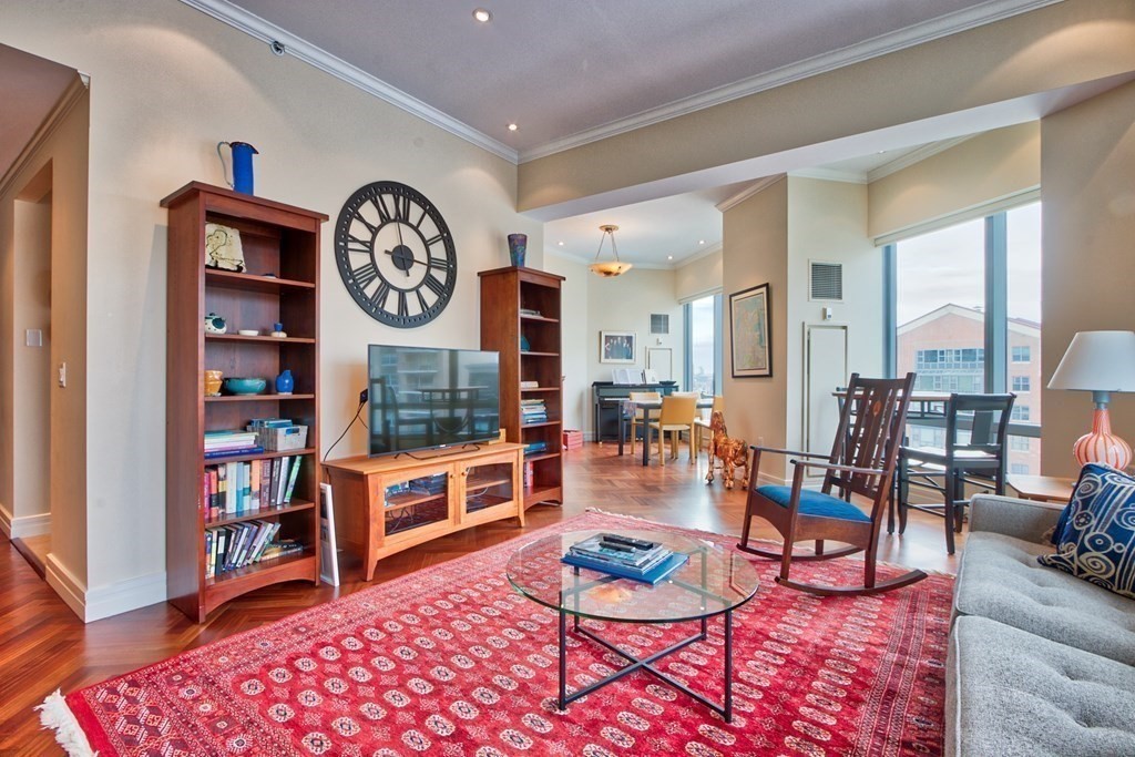 1 Avery Street # 18A